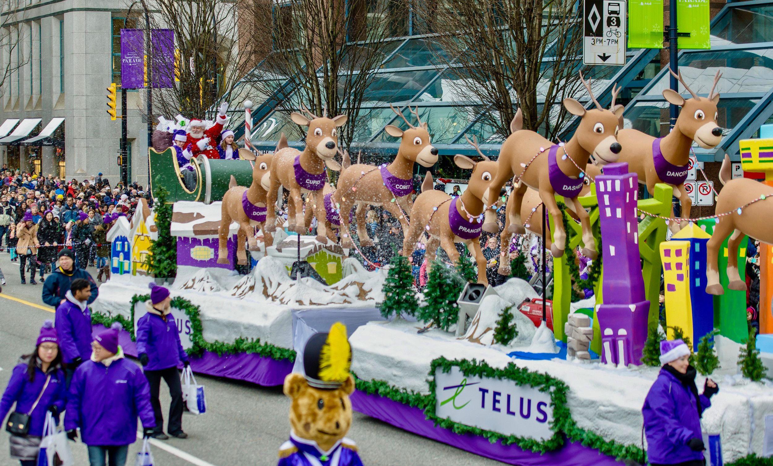 Best vancouver santa experiences — photos, parades & magical holiday moments 7 Image