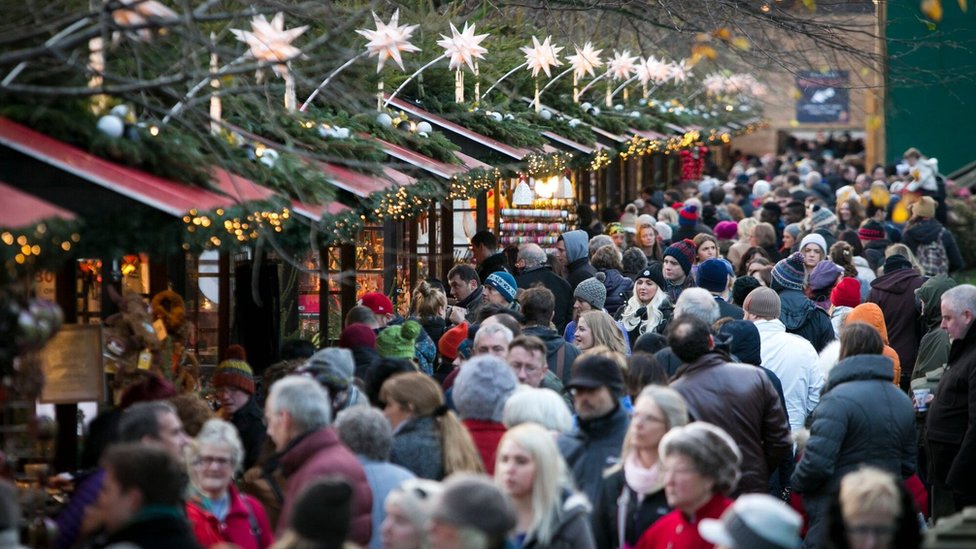 Best christmas markets in the uk: manchester, york, edinburgh & birmingham 29 Image