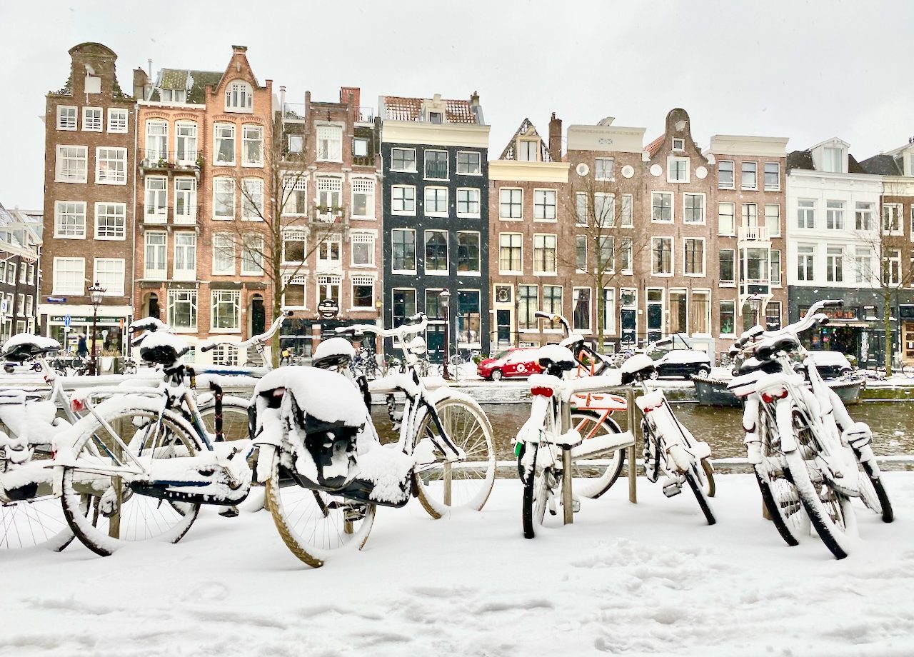 Amsterdam christmas market guide 2025: dates, weather & local tips 8 Image