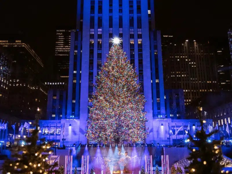 Christmas in new york 2025: lights, events & best photo spots 1 Image