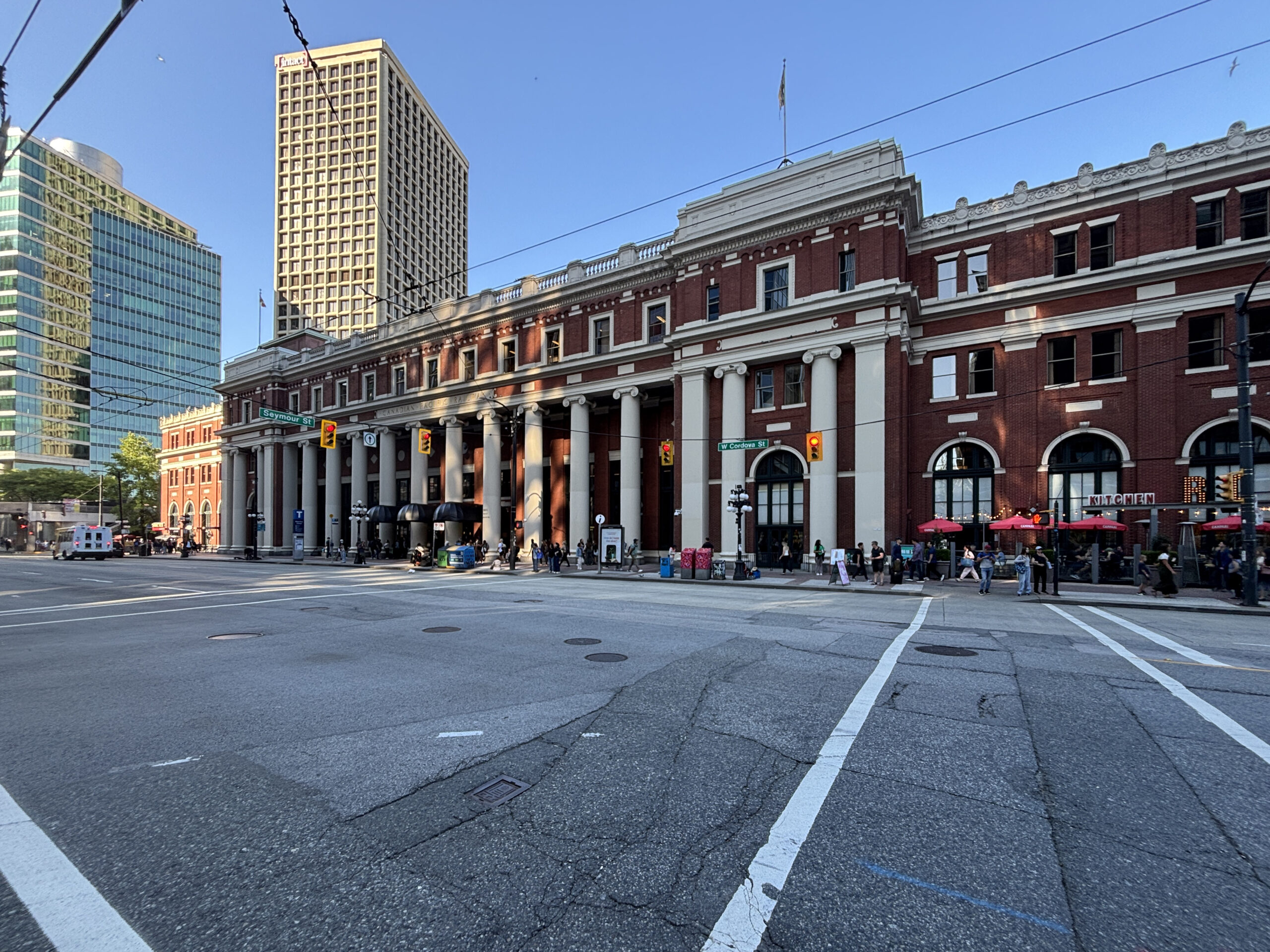 Vancouver christmas shopping guide — best markets, gifts & festive finds 53 Image