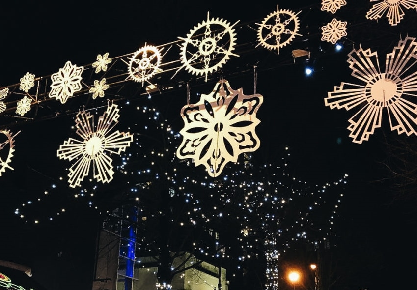 Vancouver christmas shopping guide — best markets, gifts & festive finds 17 Image