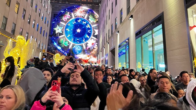 Christmas in new york 2025: lights, events & best photo spots 46 Image