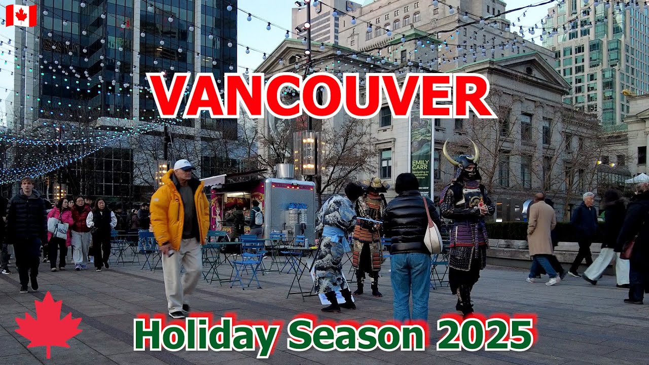 Magical vancouver christmas trees & display locations you need to see 57 Image