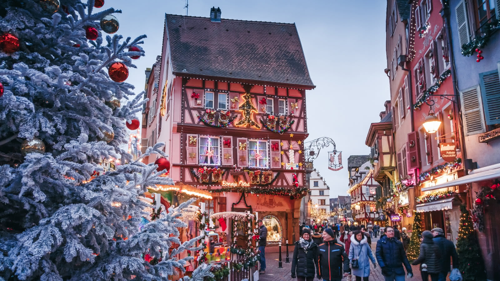 Where to spend christmas in europe: 12 magical destinations for 2025 68 Image