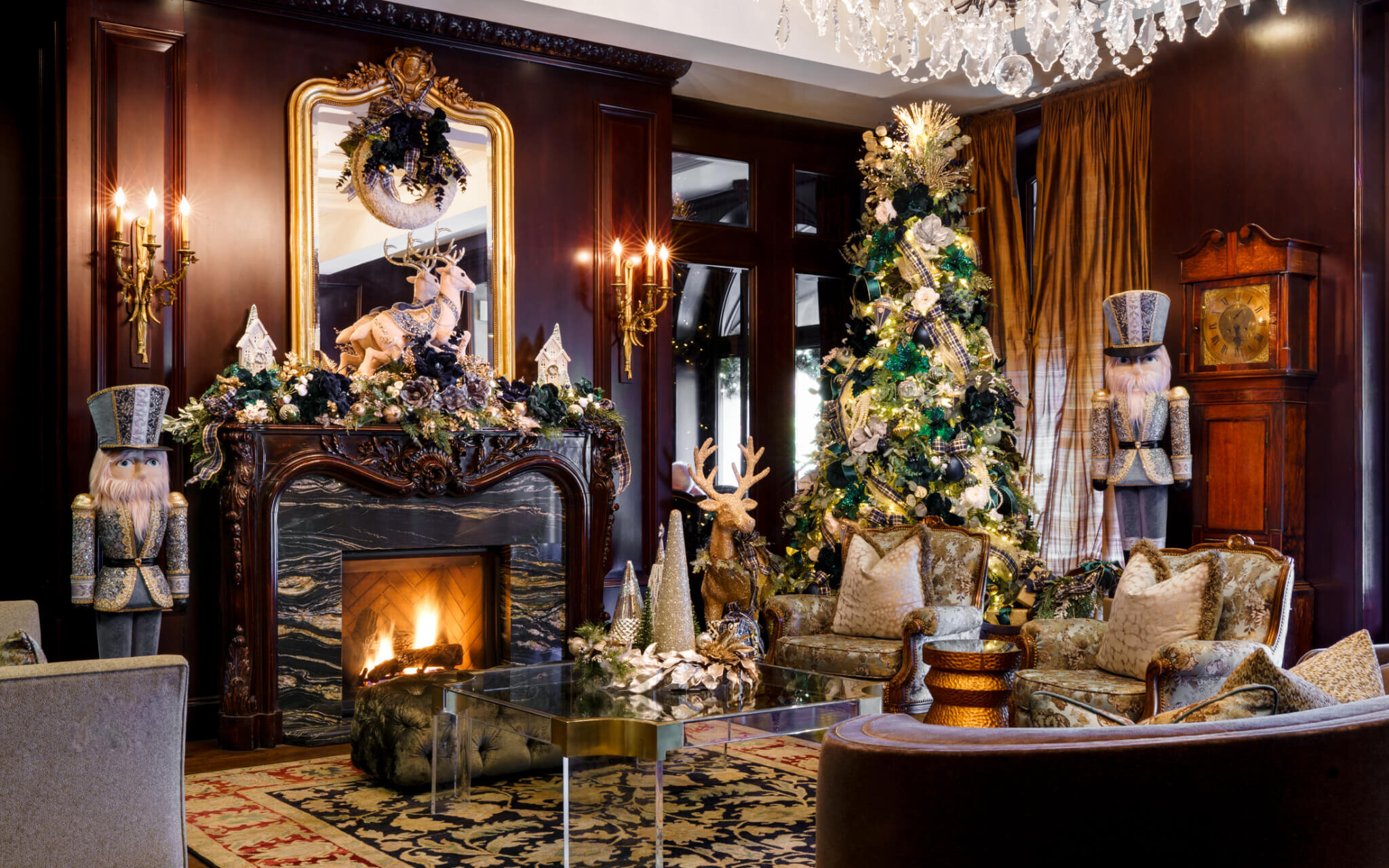 Magical vancouver christmas trees & display locations you need to see 62 Image