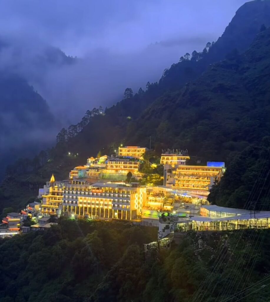 Vaishno devi bhawan evening view
