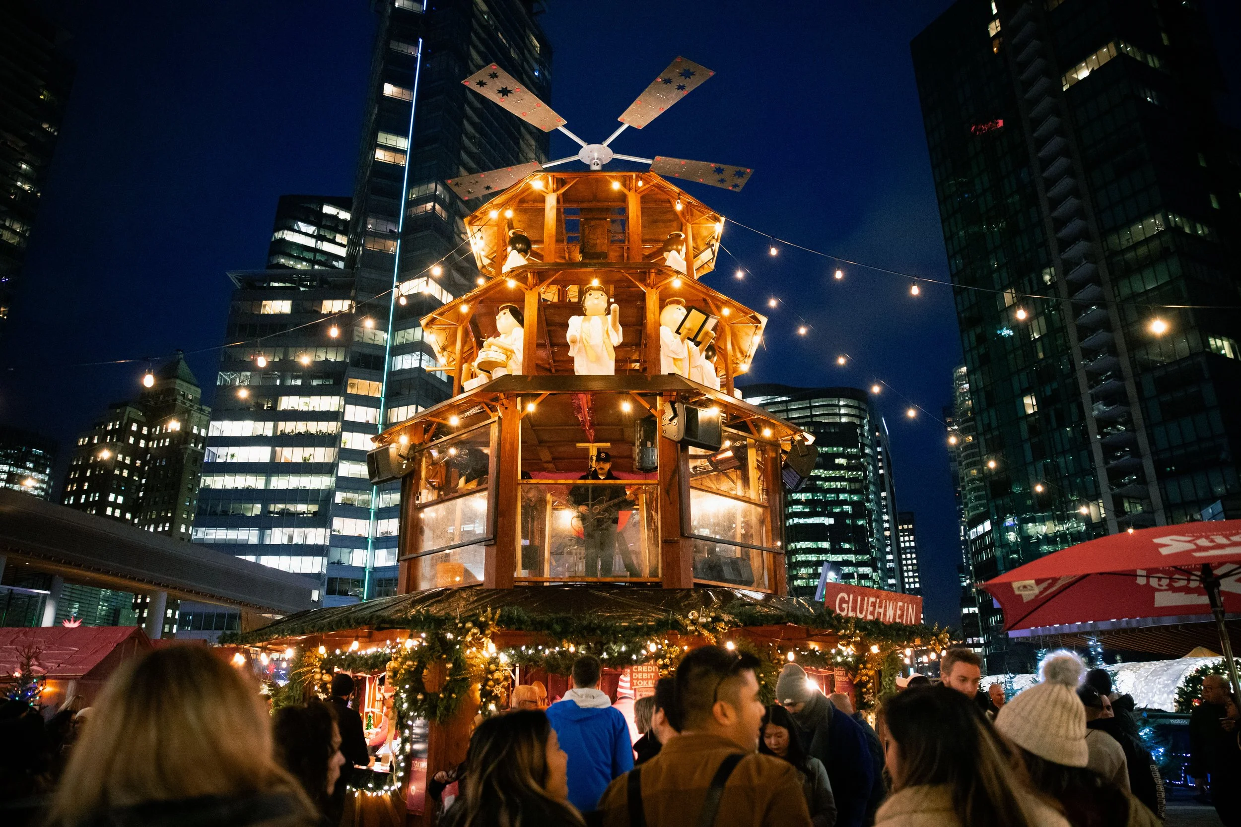 Vancouver christmas shopping guide — best markets, gifts & festive finds 22 Image