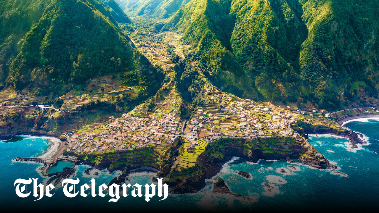 Where to spend christmas in europe: 12 magical destinations for 2025 49 Image