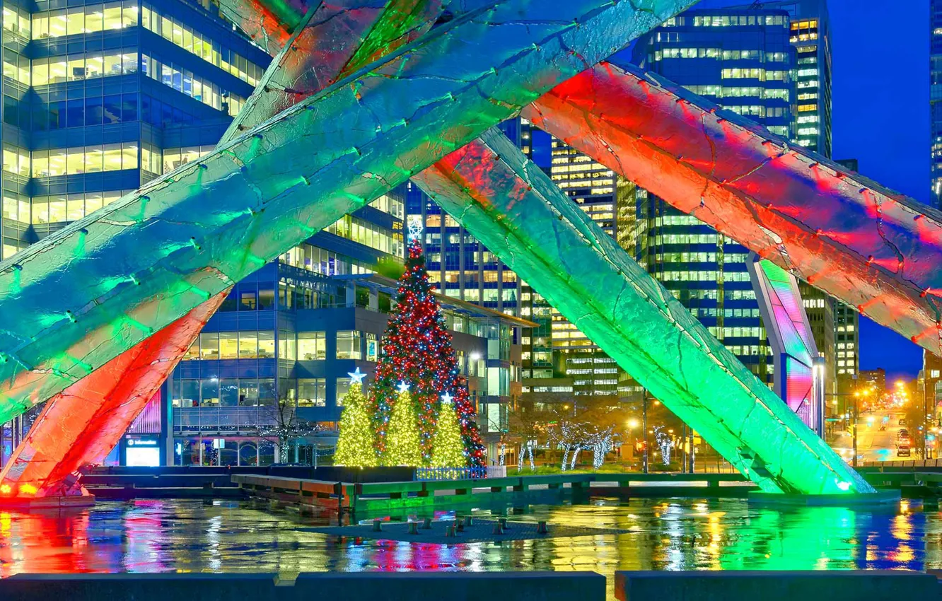 Magical vancouver christmas trees & display locations you need to see 17 Image